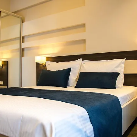 Milano Blue 4* Mamaia